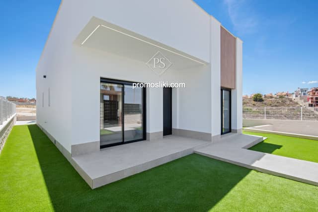Villa en La Finca Golf Resort, Algorfa - Imagen 1